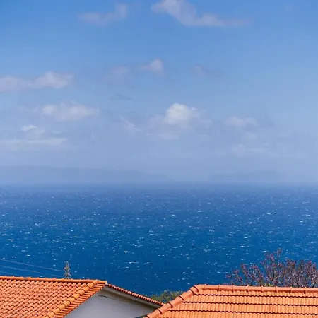 דירה Gueatready - Ocean View Retreat In