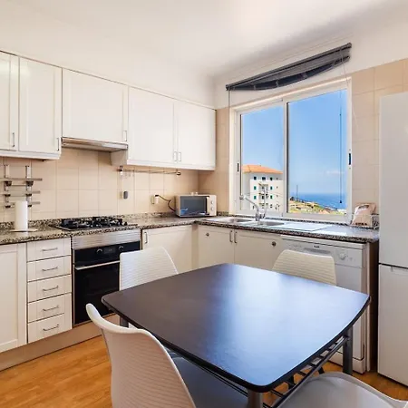 דירה Gueatready - Ocean View Retreat In *