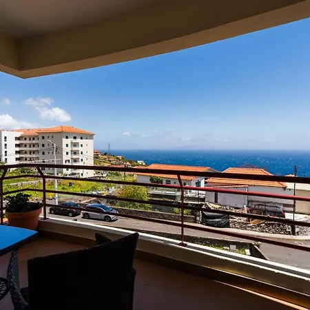 Gueatready - Ocean View Retreat In * קאניקו