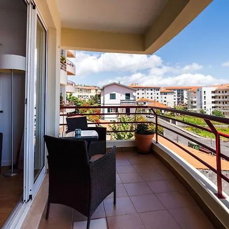 Gueatready - Ocean View Retreat In דירה